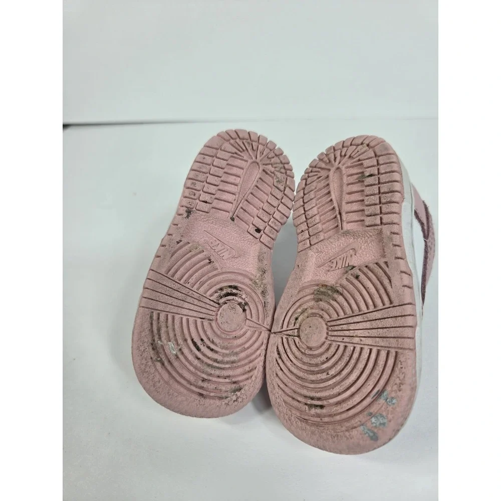 Nike Dunk Low White/Pink Glaze Pomegranate  Toddler Sz  4 C NO INDOLES